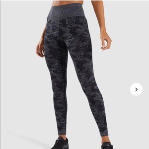 Gymshark Camo Leggings XS